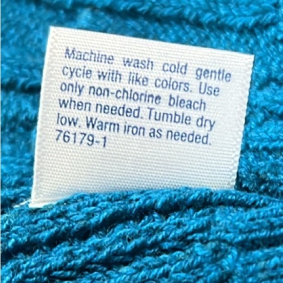 St. John’s Bay Regal Teal Long Sleeve Cable Knit Pullover Sweater Size XXL - Picture 9 of 9